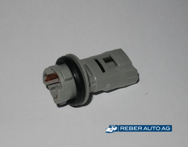 Lampenfassung zu Seitenblinker 90-15
