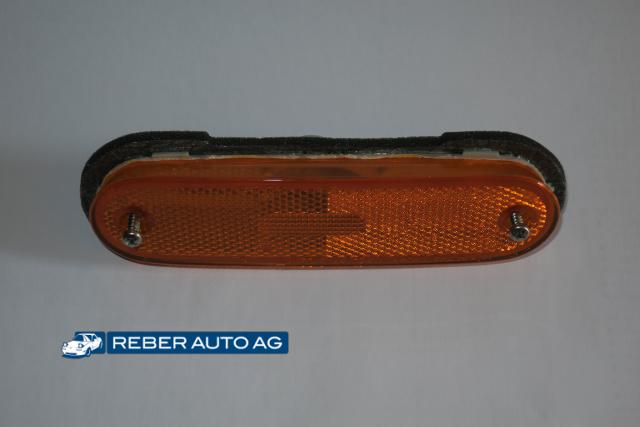 Seitenreflektor vorne rechts 90-05