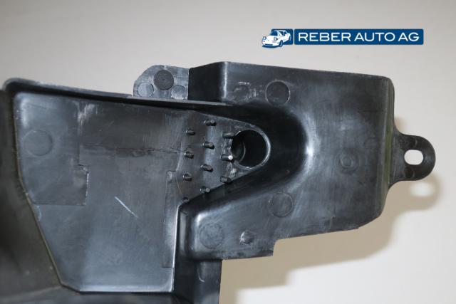 Wasserablauf von Verdeckrinne links 90-05