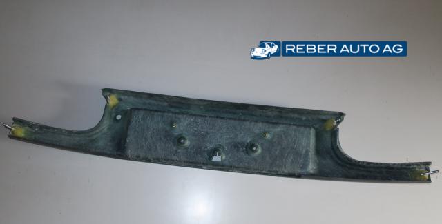 Kennzeichenblende GFK Detailansicht NA075183 Mazda MX-5 NA 1990-1997
