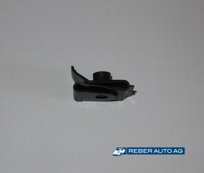 Kunststoff Federmutter Innenkotflügel afterm. 90-97