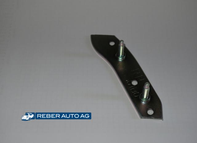 Halter Stossfänger vorne rechts 90-97